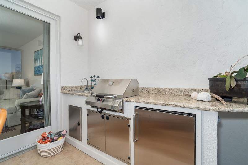 2 bedroom Condominium at 11220 Hacienda Del Mar Boulevard #203, Hacienda Del Mar Ph 01, Placida — photo 4