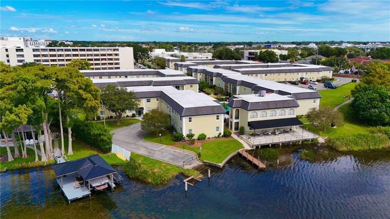 2 bedroom Condominium at 1500 Gay Road #26-C, Chateaux Du Lac, Winter Park — photo 3