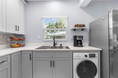 5421 Gay Street, Weeki Wachee FL - photo 18 of 65