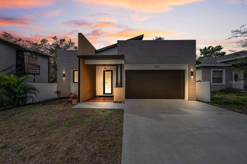 3 bedroom Single Family Residence at 1590 S Washington Avenue, Carolina Terrace Annex, Clearwater — photo 2
