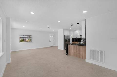 4711 W Lawn Avenue, Tampa FL - photo 11 of 75