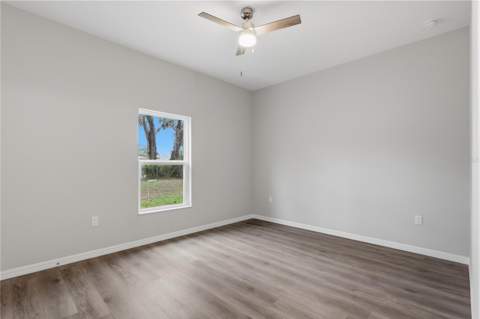 5029 Finders Ct, Tampa FL - photo 10 of 16