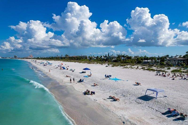 2 bedroom Condominium at 1800 Pass-A-Grille Way #2, Kel - Bren Condo, St Pete Beach — photo 3
