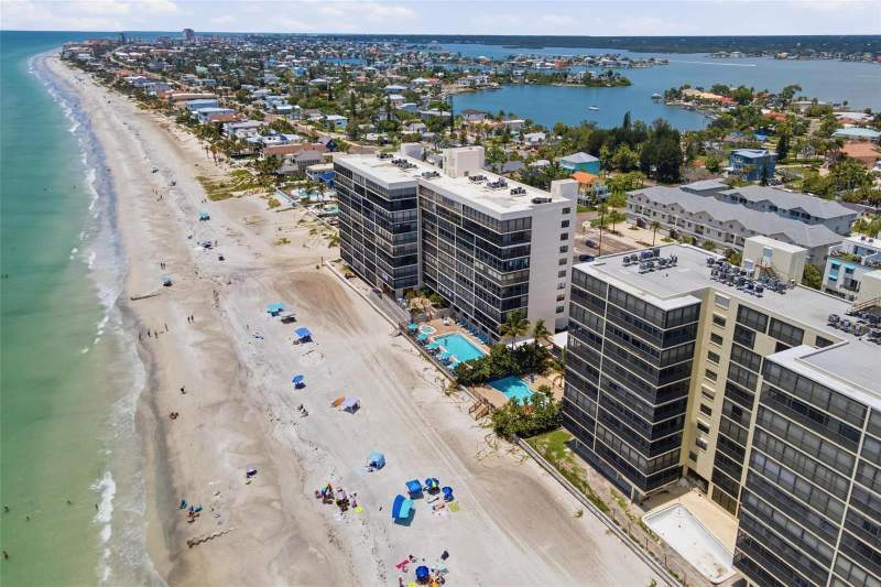 2 bedroom Condominium at 15462 Gulf Boulevard #604, Surfside Tower Condo, Madeira Beach — photo 4