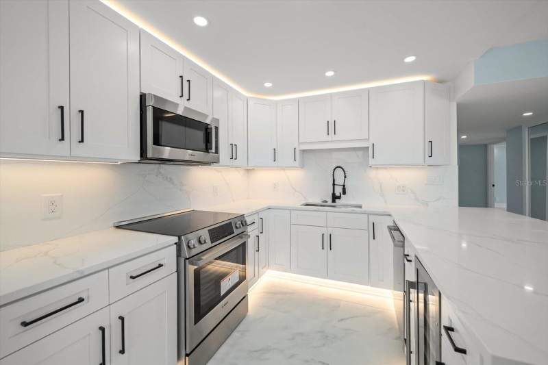2 bedroom Condominium at 1400 Gulf Boulevard #804, Sand Key Condo-South Beach 1, Clearwater Beach — photo 5