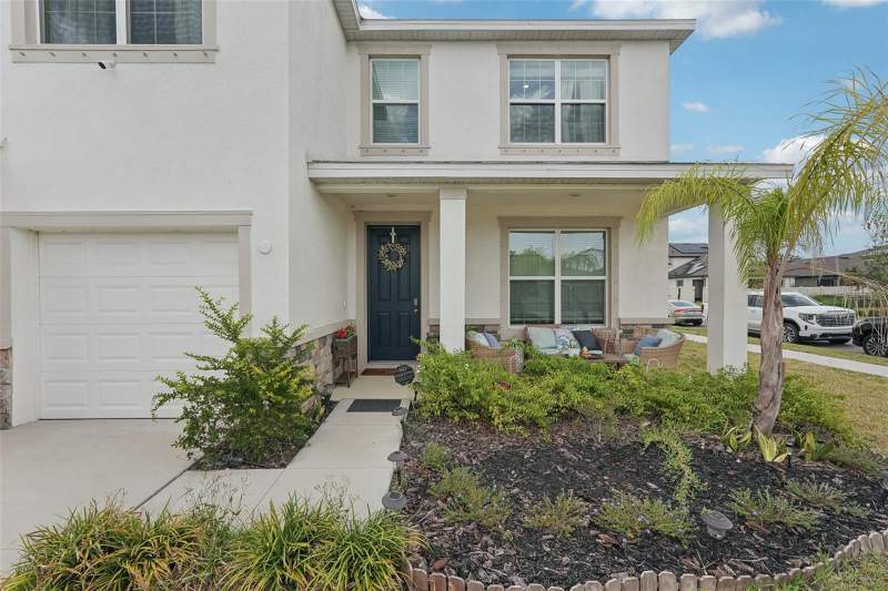 4 bedroom Single Family Residence at 13055 Willow Grove Drive, Cedarbrook, Riverview — photo 2
