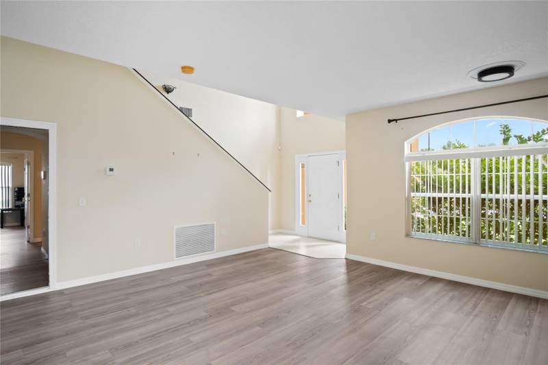 6 bedroom Single Family Residence at 133 Inconnu Court, Poinciana Nbrhd 04 Village 07, Poinciana — photo 4