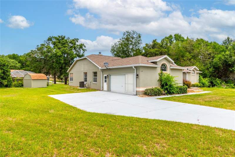 3 bedroom Single Family Residence at 7649 SW 103rd Loop, Hidden Lake 04, Ocala — photo 3