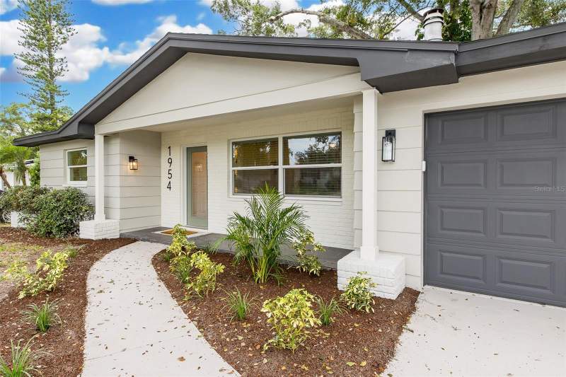 3 bedroom Single Family Residence at 1954 Alton Drive, Citrus Heights Manor 1st Add, Clearwater — photo 5
