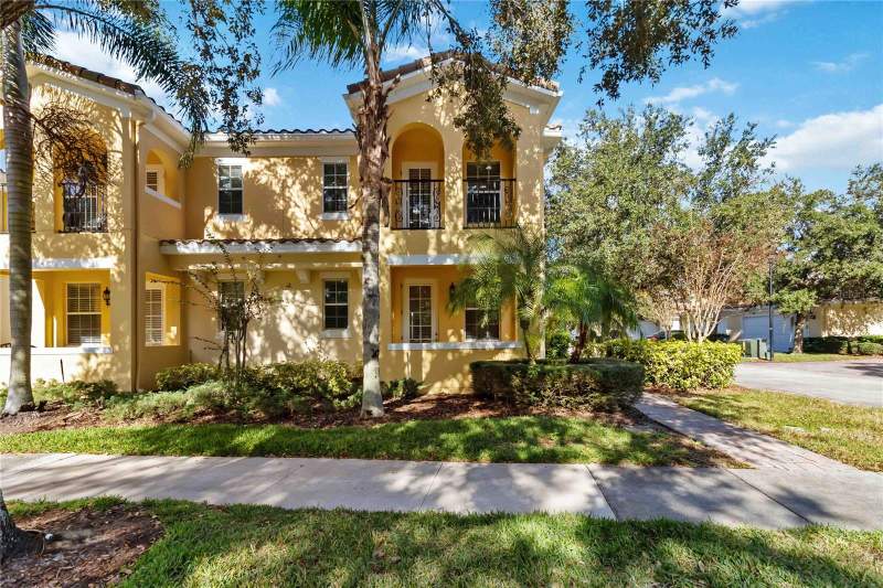 3 bedroom Townhouse at 8681 Lower Villagewalk Circle, Villagewalk Lake Nona, Orlando — photo 3