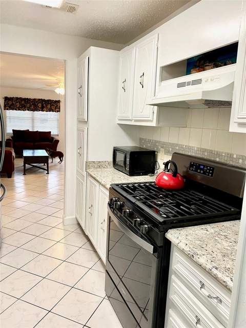 10032 65th Avenue #17, St Petersburg FL - photo 6 of 6