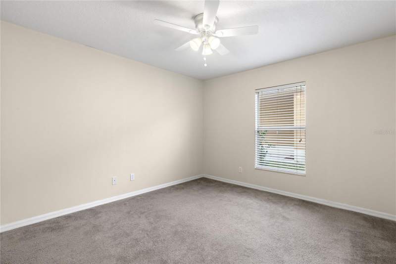 4 bedroom Single Family Residence at 20011 Nob Oak Avenue, Live Oak Preserve Ph 1B Village, Tampa — photo 5