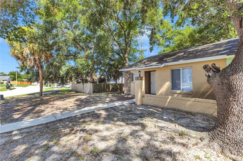 2 bedroom Half Duplex at 3675 Westland Court #1, Hiawassee Landings, Orlando — photo 4