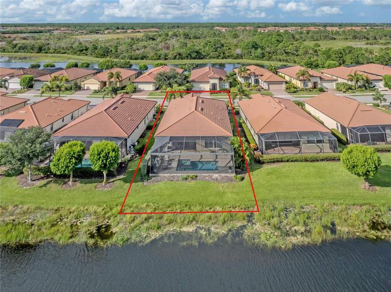 4 bedroom Single Family Residence at 10422 Medjool Drive, Sarasota National Ph 3, Venice — photo 3