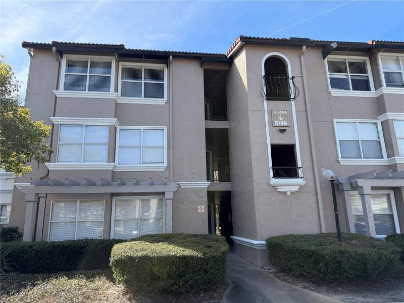 1 bedroom Condominium at 5108 Conroy Road #1713, Residences/Millenia, Orlando — photo 2