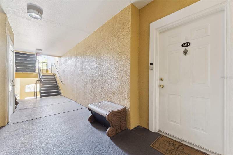 1 bedroom Condominium at 3751 Conroy Road #2325, Mosaic/Millenia, Orlando — photo 2