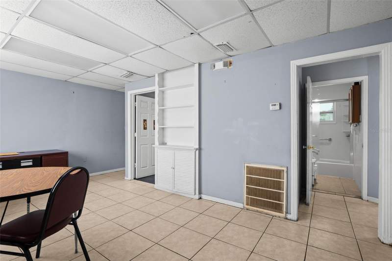3 bedroom Single Family Residence at 110 N Lincoln Avenue, Oakford, Tampa — photo 5