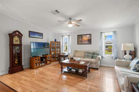 116 Mount Isle Avenue #116, St Petersburg FL - photo 7 of 36