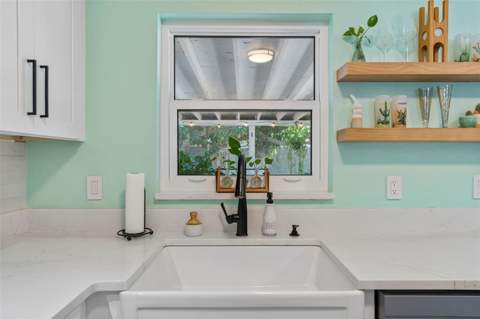 4185 Whiting Drive, St Petersburg FL - photo 13 of 45