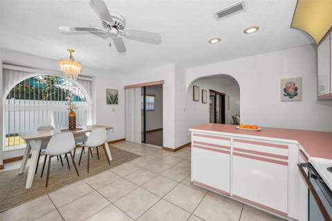 4745 Swallowtail Drive, New Port Richey FL - photo 16 of 35