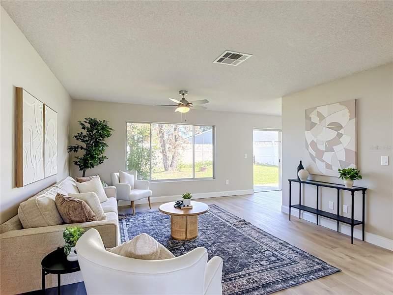 3 bedroom Single Family Residence at 2323 Towerbridge Street, Sky Lake South, Orlando — photo 4