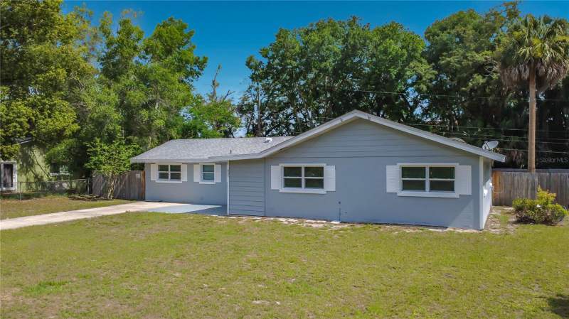 4 bedroom Single Family Residence at 807 Cherokee Circle, Sunland Estates, Sanford — photo 3