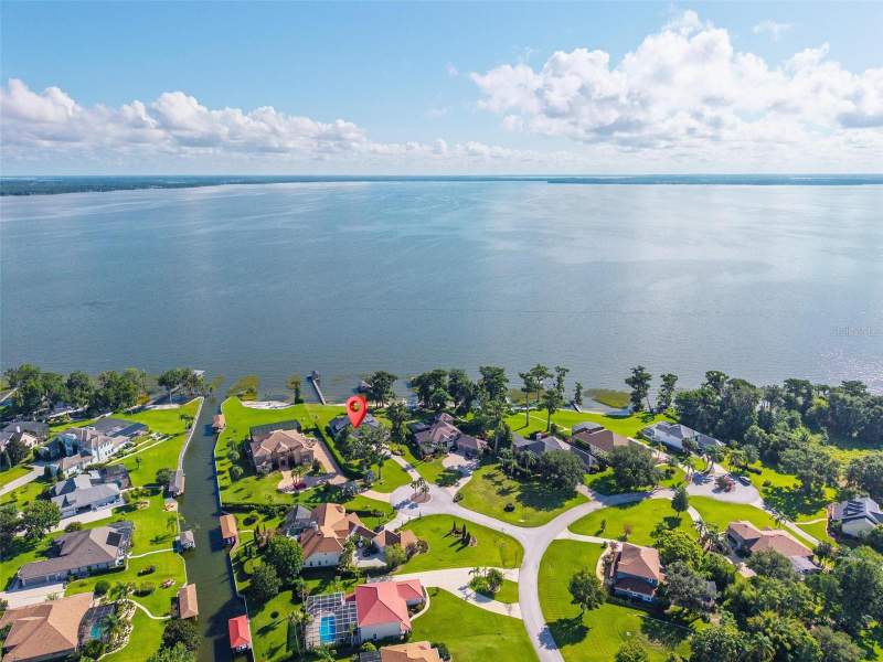 4 bedroom Single Family Residence at 7303 Birds Nest Court, Lakes & Springs, Yalaha — photo 3