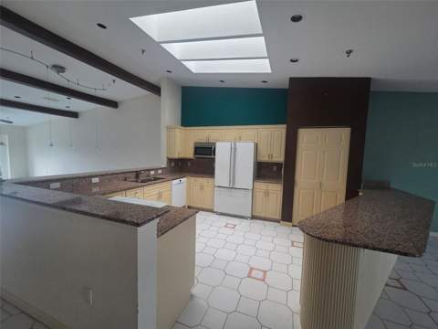 2321 Harbour Oaks Drive, Longboat Key FL - photo 11 of 37