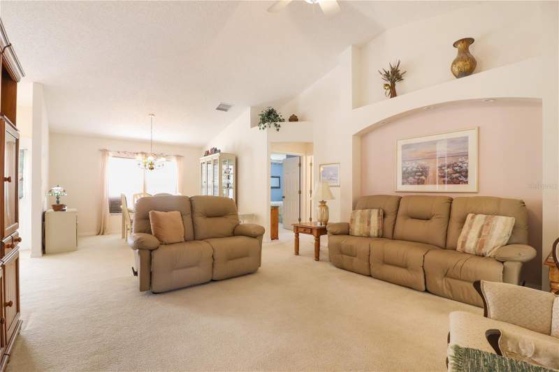3 bedroom Single Family Residence at 25339 Crestwater Drive, Plantation At Leesburg River Crest, Leesburg — photo 5