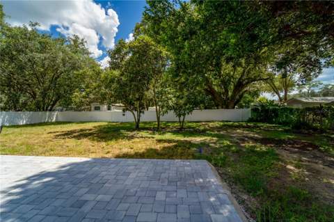 39352 County Road 54, Zephyrhills FL - photo 10 of 52