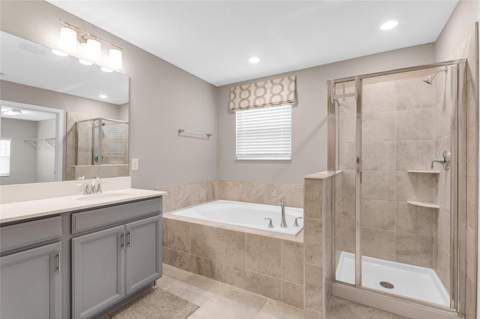 8833 Beth Page Ln, Davenport FL - photo 18 of 66