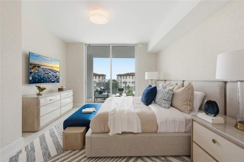 2 bedroom Condominium at 5713 Bowen Daniel Drive #402, Westshore Yacht Club, Aqua Tower 1, Tampa — photo 2