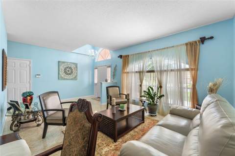 323 Alegriano Court, Kissimmee FL - photo 8 of 48