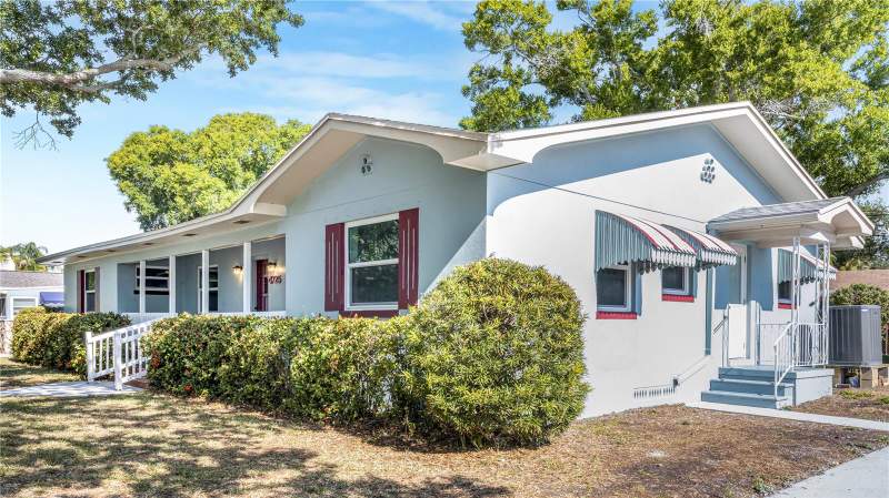 3 bedroom Single Family Residence at 4725 Del Rio Way, B & T Rep, Gulfport — photo 3