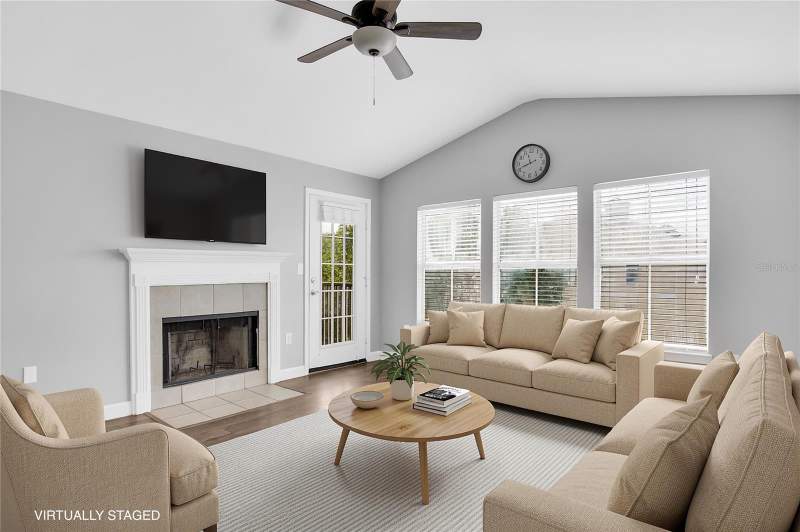 3 bedroom Condominium at 18245 Bridle Club Drive, Equestrian Parc At Highwoods P, Tampa — photo 2