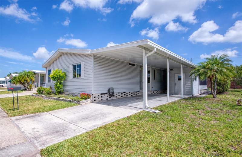 258 PELICAN DRIVE home for sale in Gull Aire Village