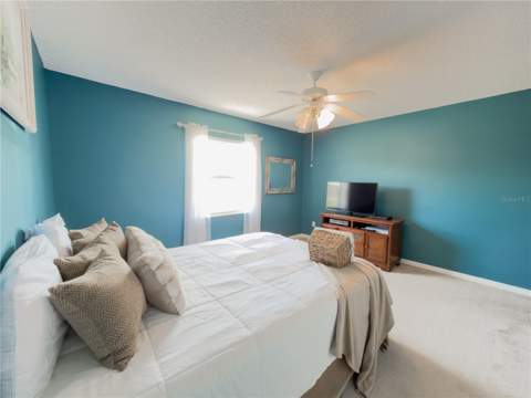 32676 Oak Park Drive, Leesburg FL - photo 17 of 38