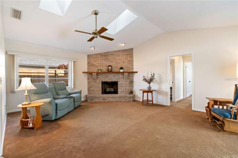 5628 Cynthia Lane, Sarasota FL - photo 15 of 59