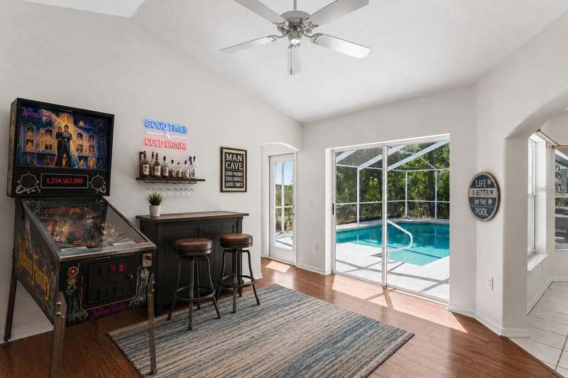 4 bedroom Single Family Residence at 6381 Pinehurst Drive, Spring Hill, Spring Hill — photo 5