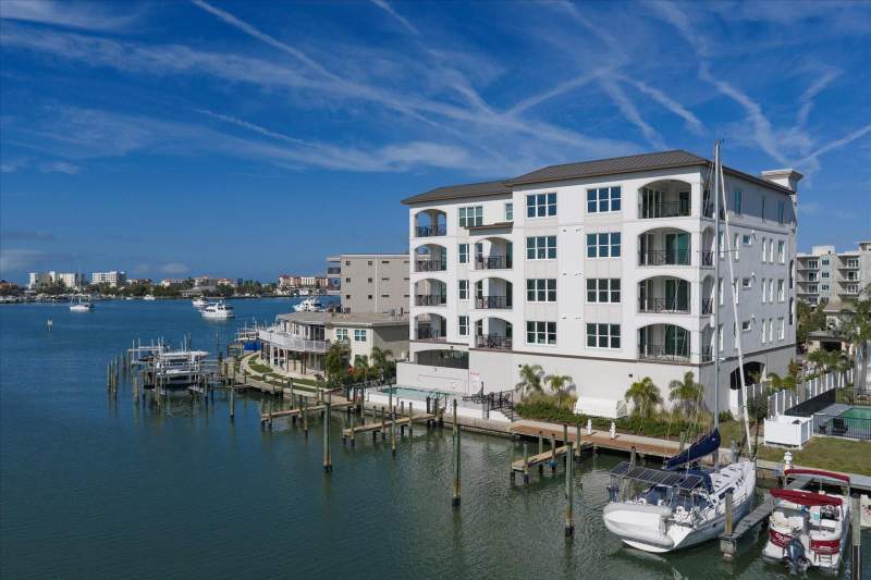4 bedroom Condominium at 211 Dolphin Point #501, La Brisa Del Mar Condo Unit 501, Clearwater — photo 2