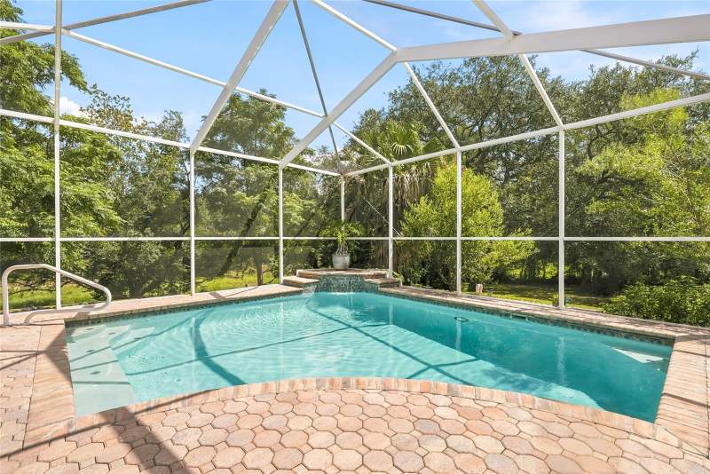 5 bedroom Single Family Residence at 8206 Nightingale Road, Royal Highlands, Weeki Wachee — photo 2