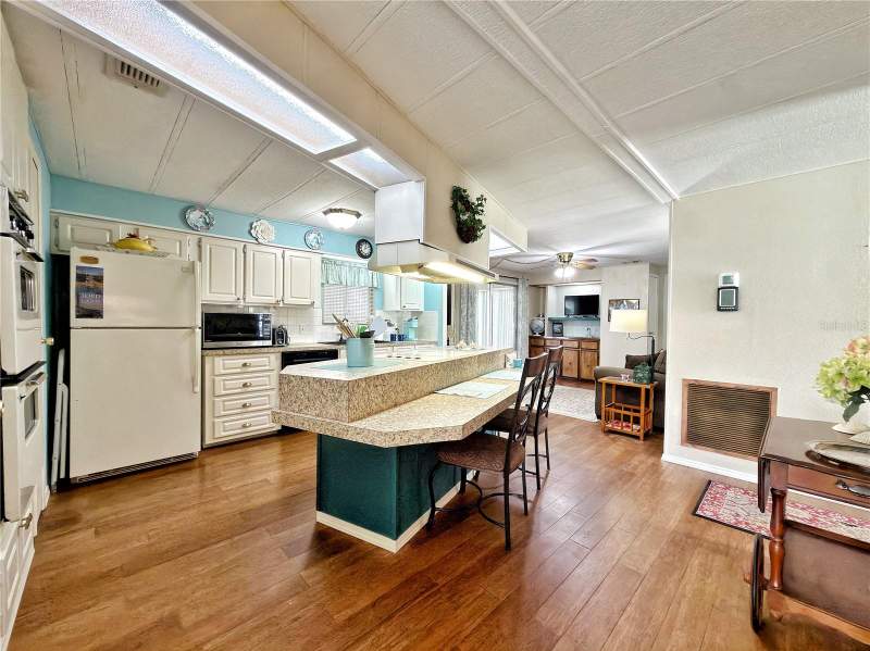 2 bedroom Manufactured Home at 15657 Brookridge Boulevard, Brookridge Comm, Brooksville — photo 5