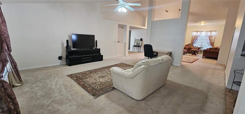 4 bedroom Single Family Residence at 23705 Milford Drive, Estates At Black Bear, Eustis — photo 5