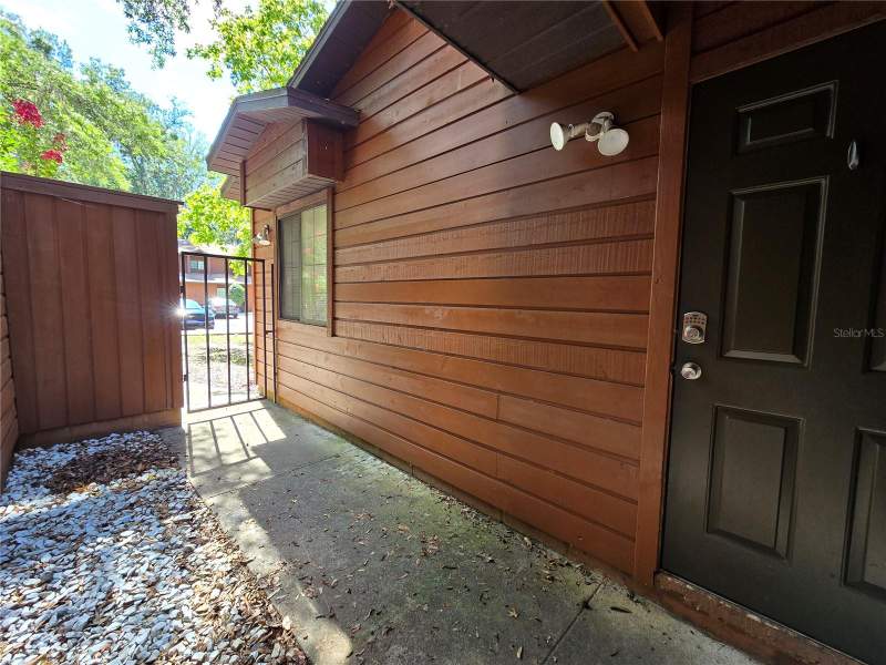2 bedroom Townhouse at 842 SW 55th Terrace, Rockwood Villas Unit II, Gainesville — photo 3