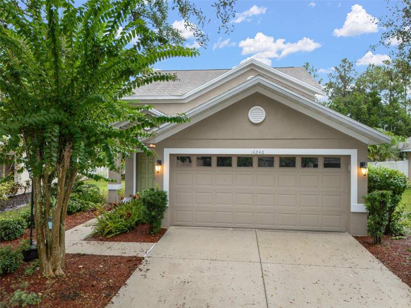 4 bedroom Single Family Residence at 14246 Tree Swallow Way, Greenbrook Village Sp Bb Un 1, Lakewood Ranch — photo 2