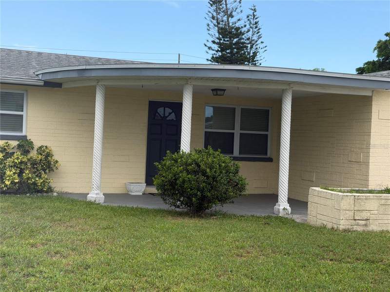 2 bedroom Single Family Residence at 3908 Baden Drive, Tahitian Homes, Holiday — photo 4