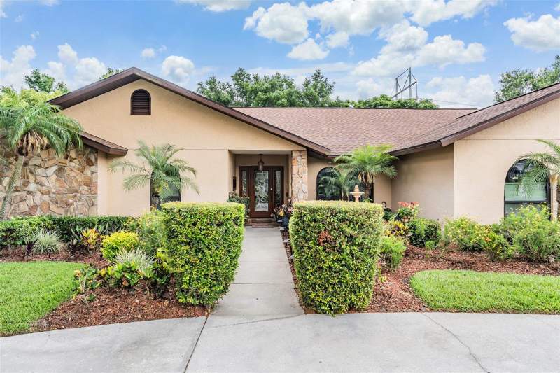 4 bedroom Single Family Residence at 13203 Spindlewyck Cove, Waterford On The Alafia, Riverview — photo 5