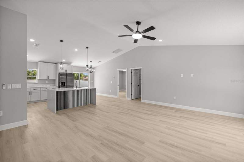 3 bedroom Single Family Residence at 85 Juniper Loop Circle, Silver Springs Shores Un 24, Ocala — photo 5
