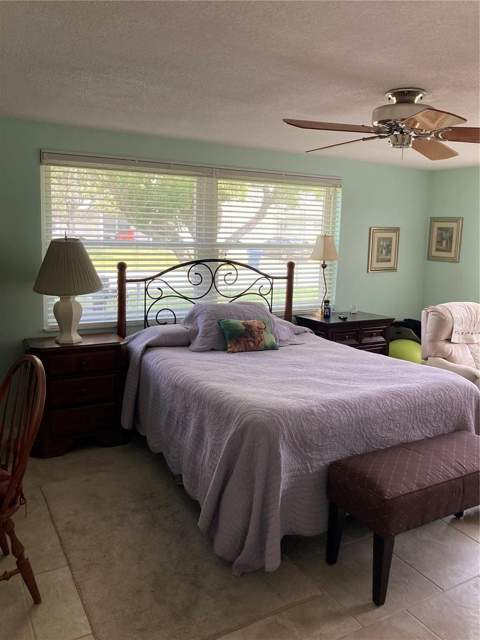 7628 Valley Court, New Port Richey FL - photo 15 of 34