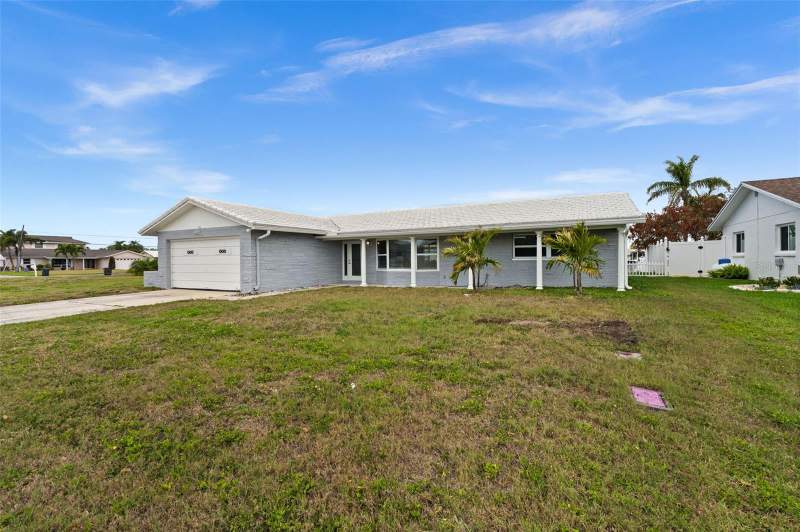 3 bedroom Single Family Residence at 710 116th Avenue, Capri Isle, Treasure Island — photo 3